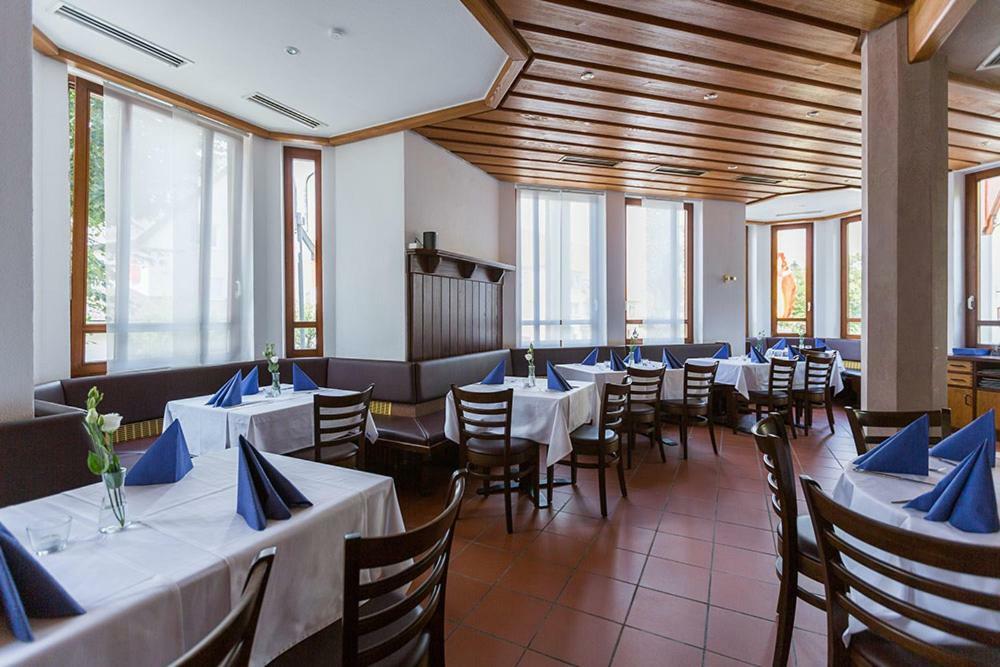 Ristorante Mare Blu Hotel Bisingen Екстериор снимка